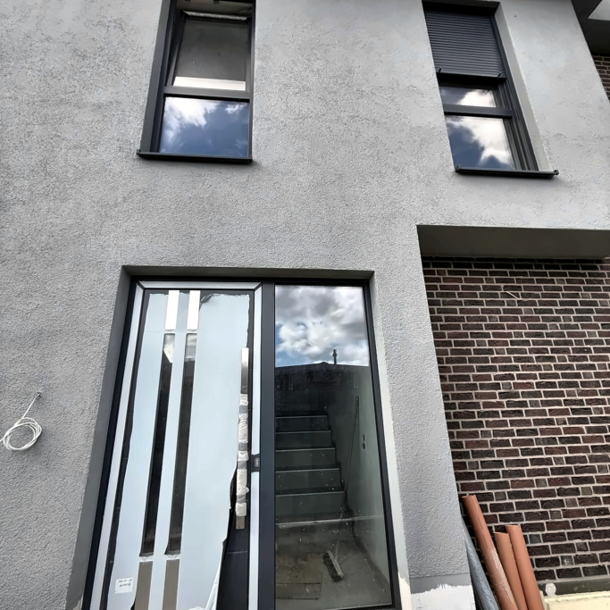 Aluminium-Haustür mit Seitenteil